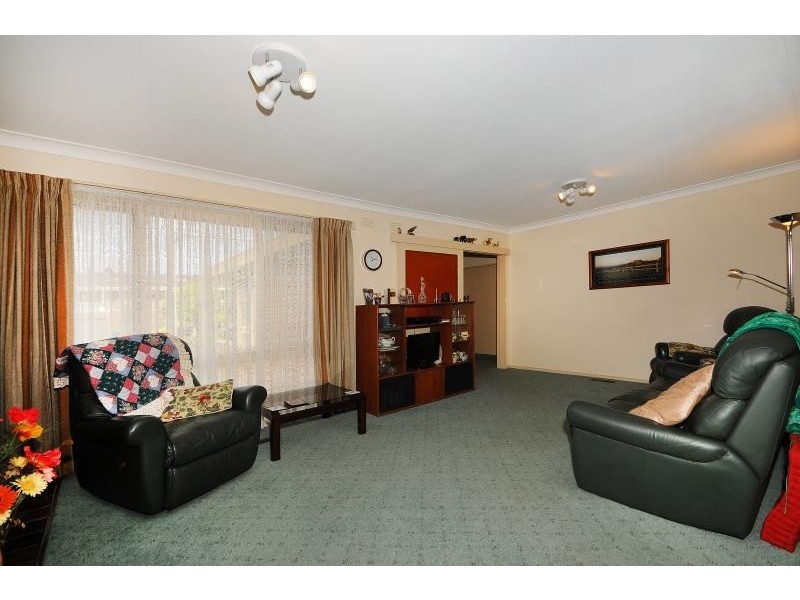 35 Howe Avenue, Dandenong North VIC 3175