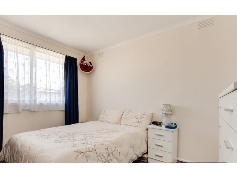 2/94 First Avenue, Dandenong North VIC 3175