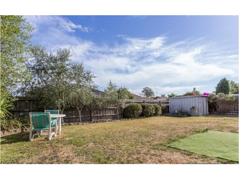 2/94 First Avenue, Dandenong North VIC 3175