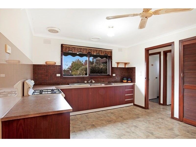 19 Tully Road, Clarinda VIC 3169