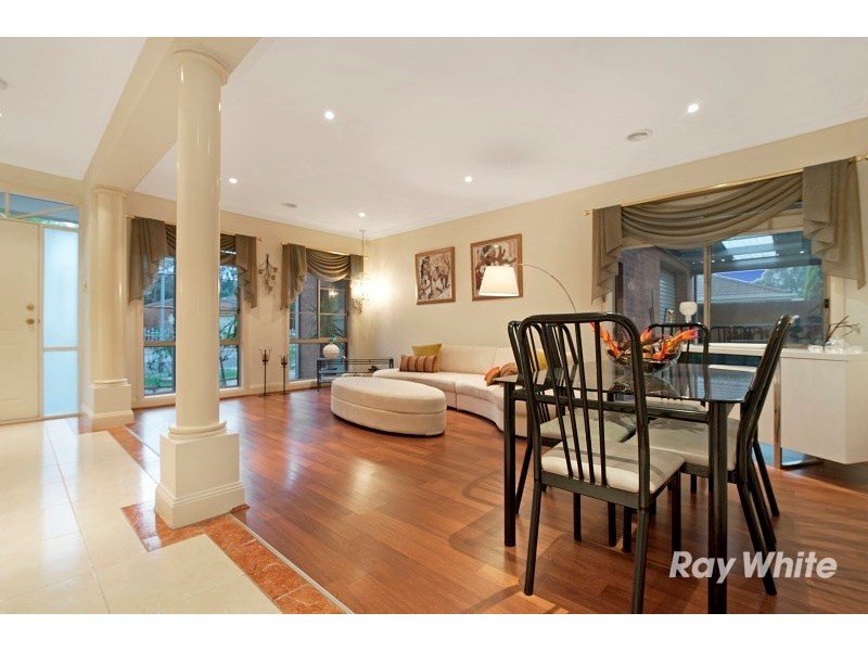 3 Cascade Way, Hallam VIC 3803