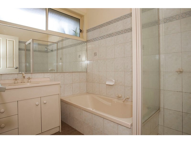 4 Azalea Crescent, Dandenong North VIC 3175