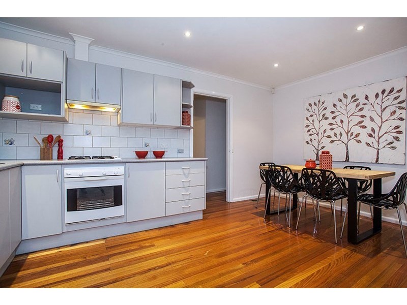 27 Kirribilli Avenue, Keysborough VIC 3173