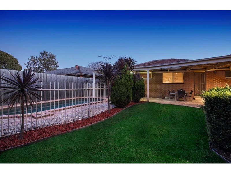 27 Kirribilli Avenue, Keysborough VIC 3173