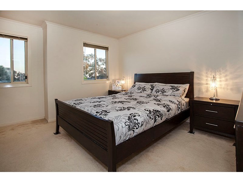 9/21 Graham Michele Place, Keysborough VIC 3173