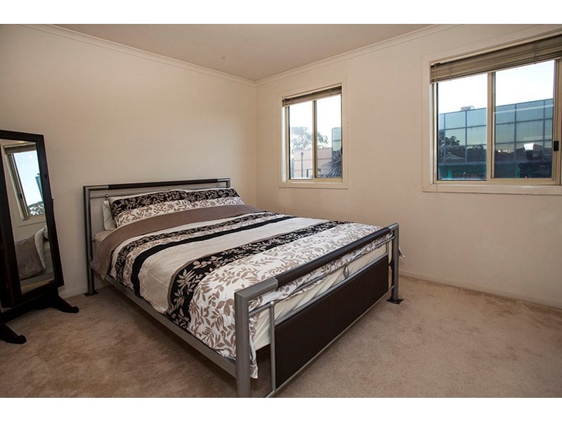 9/21 Graham Michele Place, Keysborough VIC 3173