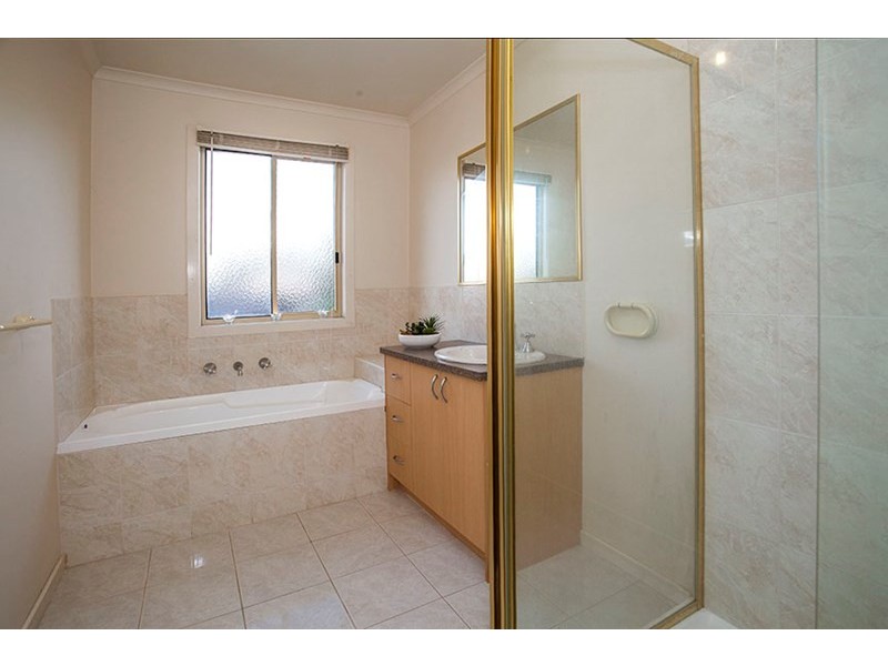 9/21 Graham Michele Place, Keysborough VIC 3173