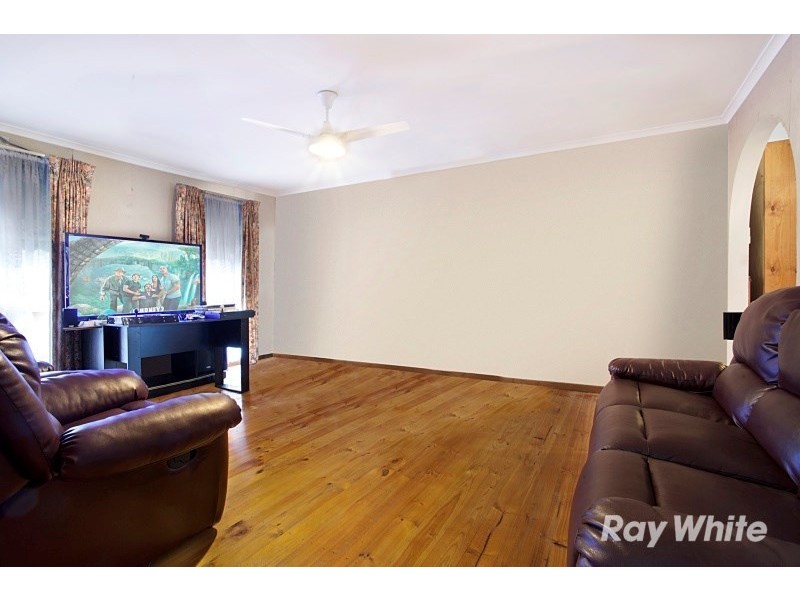 5 Wren Drive, Noble Park North VIC 3174