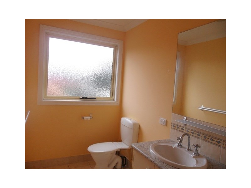 2/84-86 Buckley Street, Noble Park VIC 3174