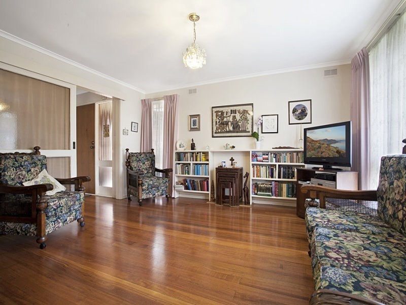 8 Penola Court, Noble Park North VIC 3174