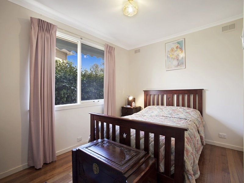 8 Penola Court, Noble Park North VIC 3174