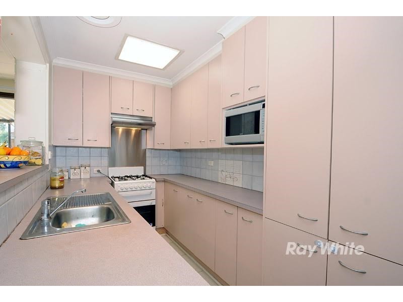 25 Aberdeen Drive, Dandenong North VIC 3175