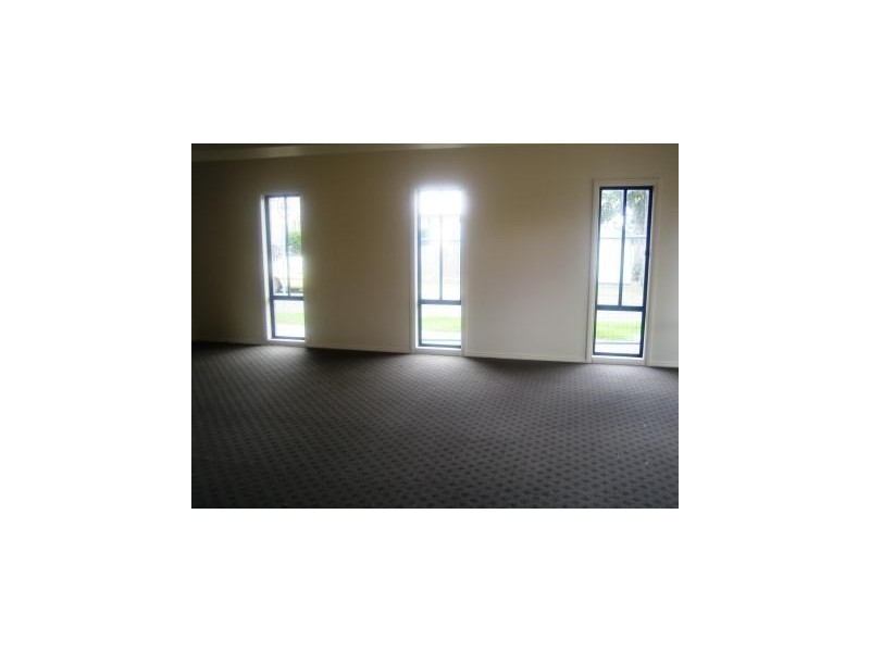 58 Lawn Road, Noble Park VIC 3174