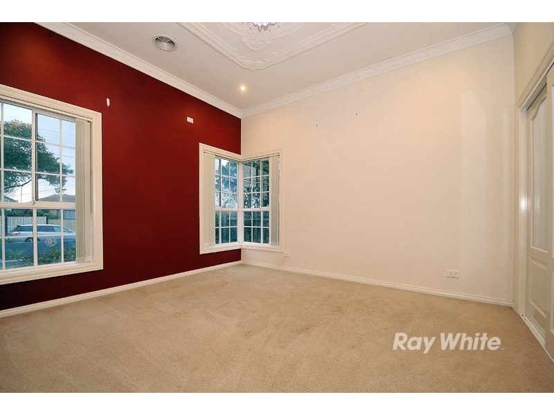 1/18 Grandview Avenue, Dandenong VIC 3175