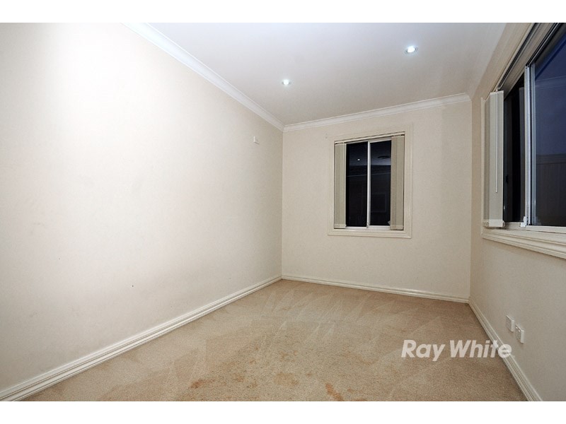 1/18 Grandview Avenue, Dandenong VIC 3175