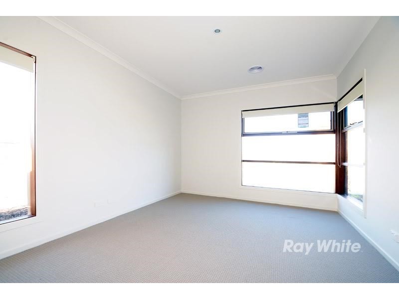 21 Blanchard Avenue, Keysborough VIC 3173