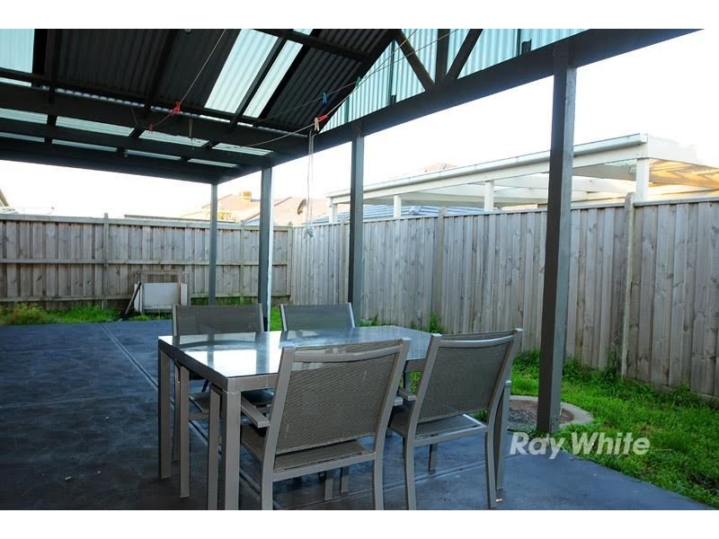 69 Brookwater Place, Lyndhurst VIC 3975