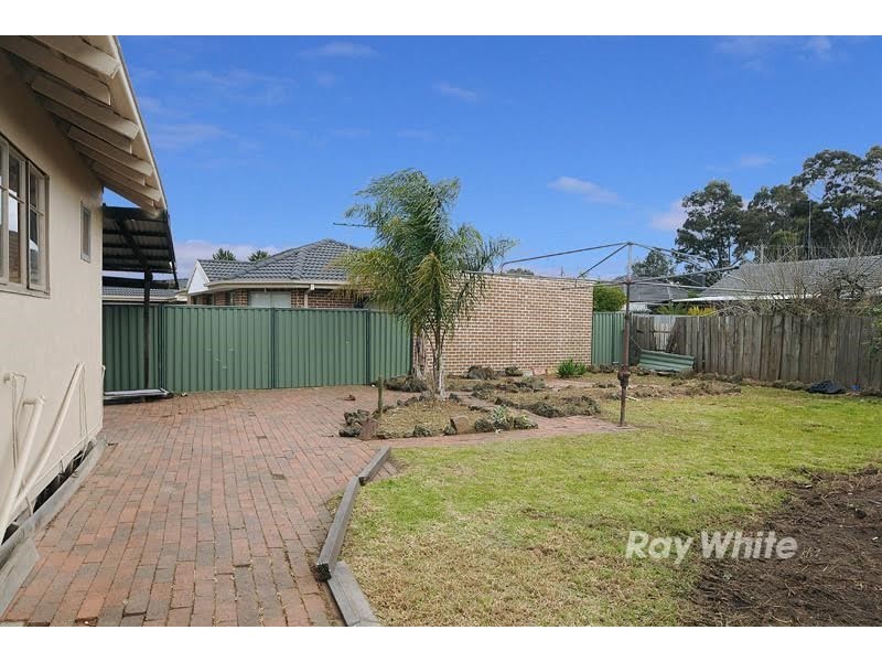 10 Prunus Grove, Doveton VIC 3177
