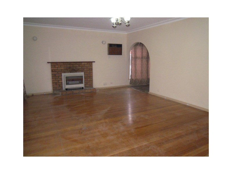 128 Noble Street, Noble Park VIC 3174