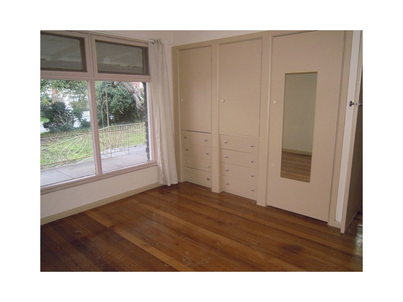 128 Noble Street, Noble Park VIC 3174