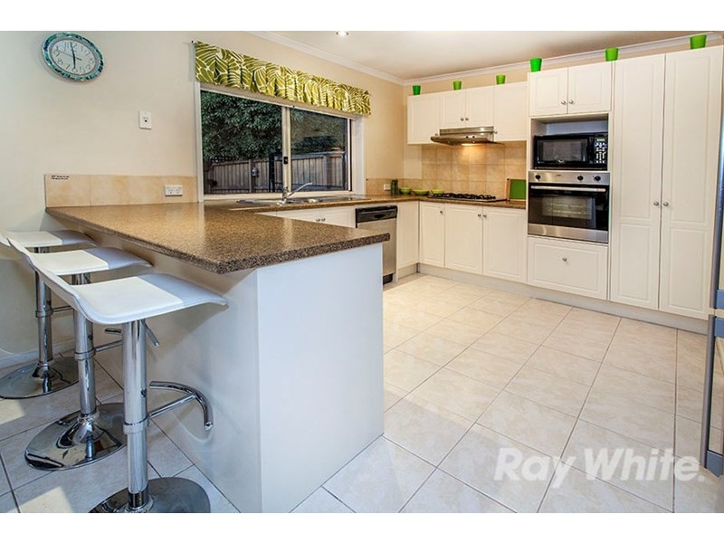 23 Kingsland Close, Dingley Village VIC 3172