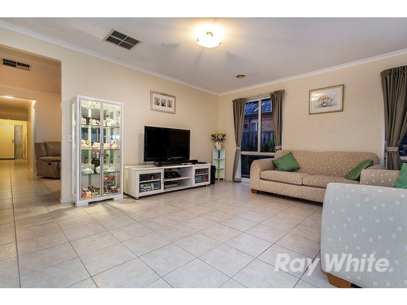 23 Kingsland Close, Dingley Village VIC 3172