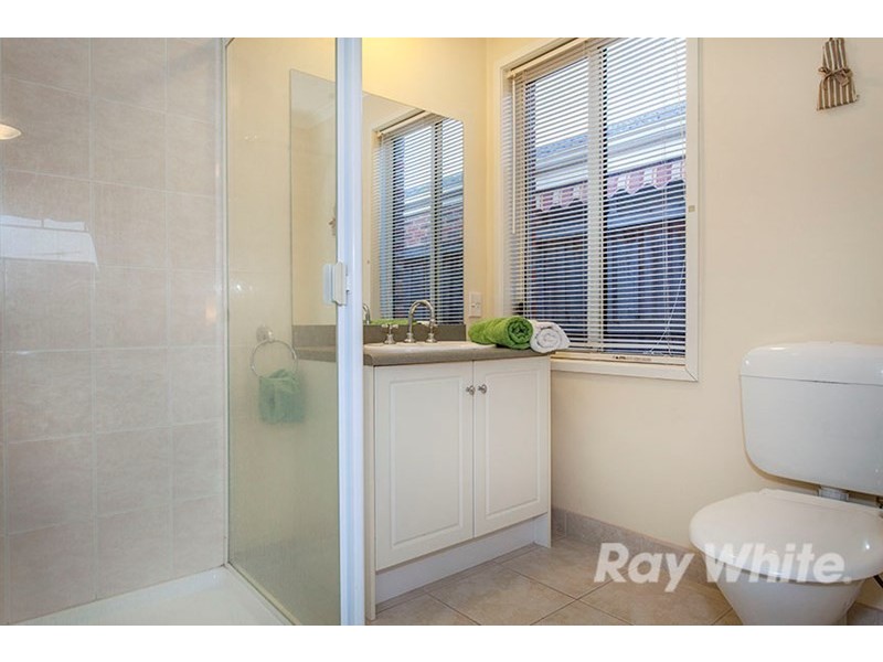 23 Kingsland Close, Dingley Village VIC 3172