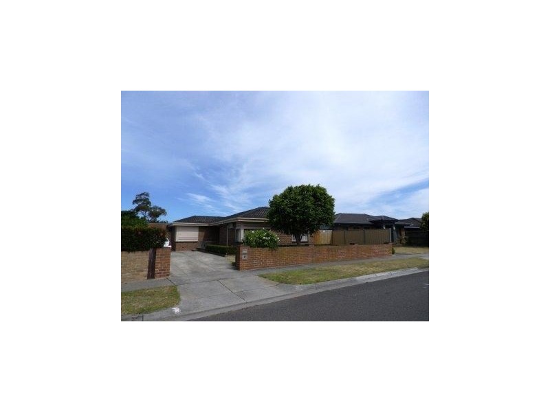 20 College Crescent, Keysborough VIC 3173