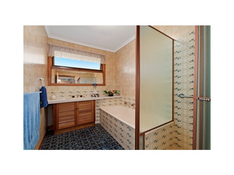 22 Burchall Grove, Dandenong North VIC 3175