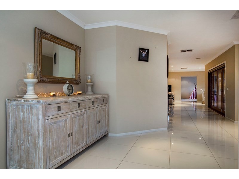 2 Marglen Place, Lyndhurst VIC 3975