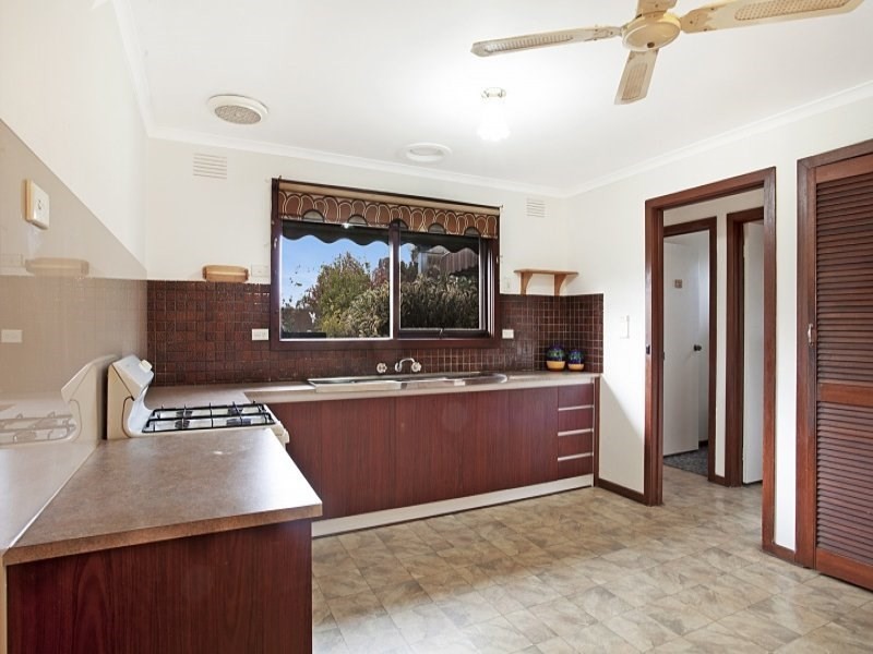 19 Tully Road, Clarinda VIC 3169