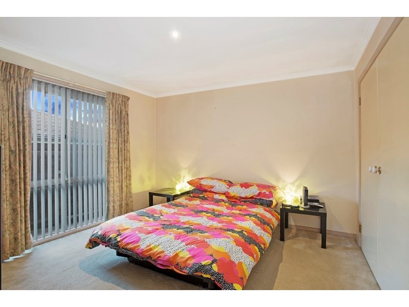 1/48 St James Avenue, Springvale VIC 3171