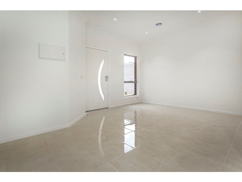 2/58 Fintonia Road, Noble Park VIC 3174