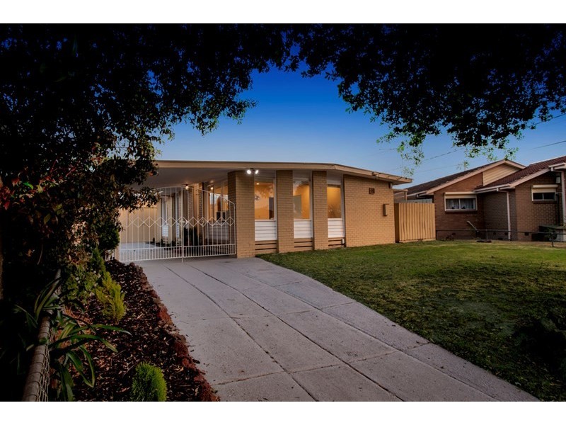 9 Bracknell Street, Keysborough VIC 3173