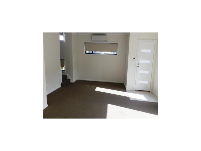 1/217 Corrigan Road, Noble Park VIC 3174