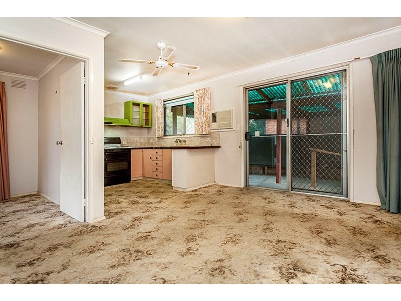 26 Folkestone Crescent, Springvale South VIC 3172