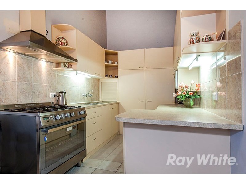 2/2 Bernay Court, Springvale South VIC 3172