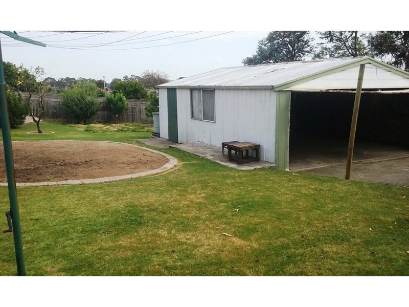 10 Barnett Grove, Noble Park VIC 3174