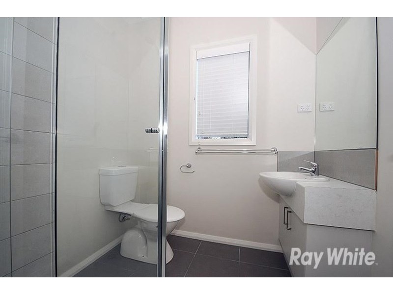 2/73 Brady Road, Dandenong North VIC 3175