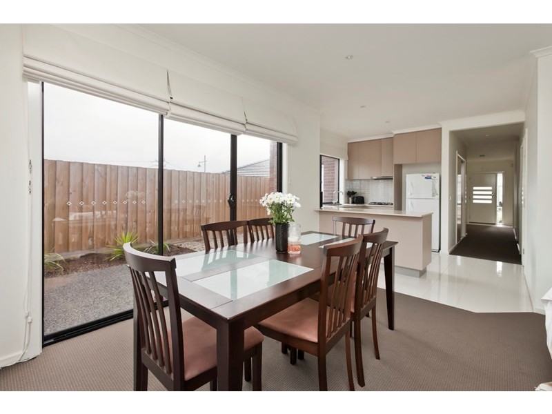 1/21 Kingfisher Drive, Doveton VIC 3177