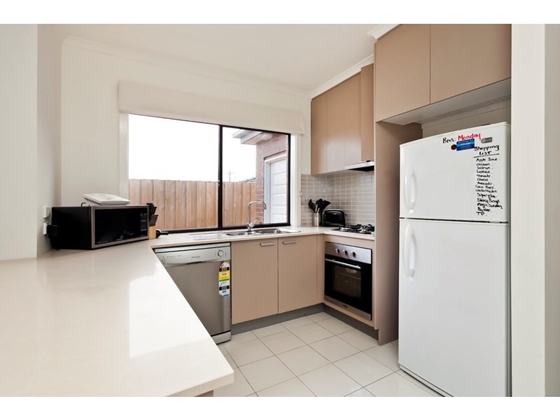 1/21 Kingfisher Drive, Doveton VIC 3177