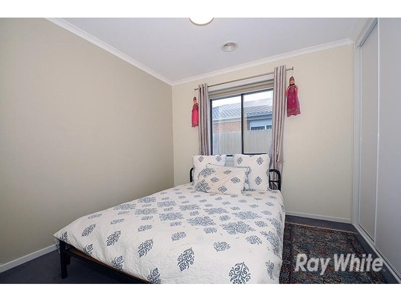 23 Melzak Way, Berwick VIC 3806