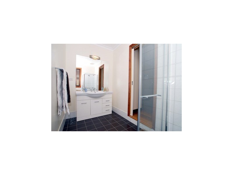 42 Ambrie Crescent, Noble Park VIC 3174