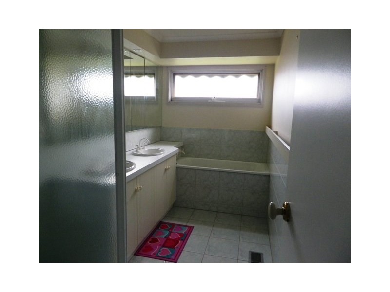 16 Vitis Avenue, Noble Park VIC 3174