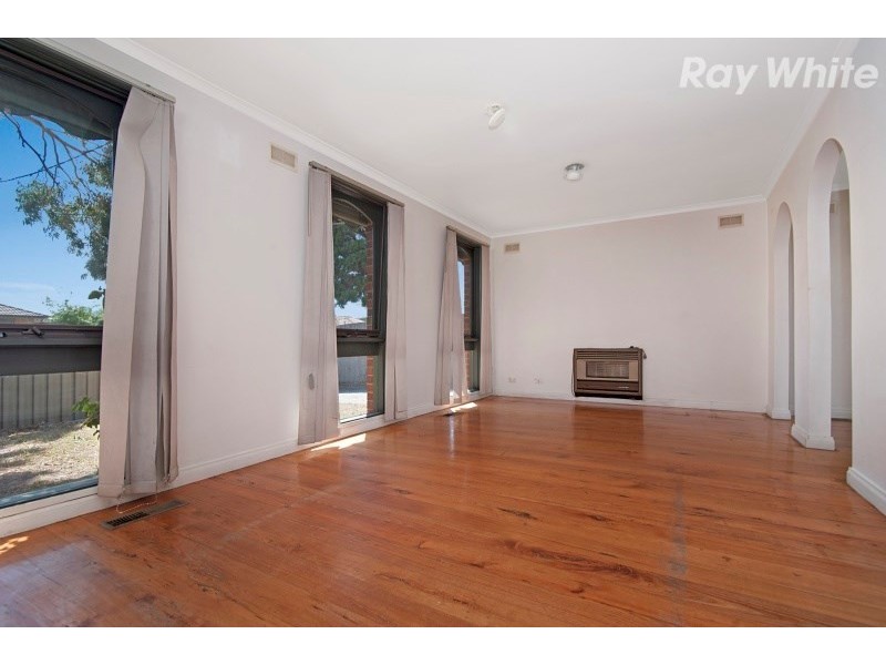 24 Beau Vorno Avenue, Keysborough VIC 3173