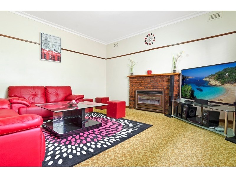 24 Springvale Road, Springvale VIC 3171