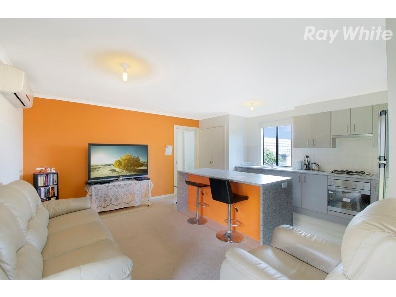 18 Lexton Avenue, Dandenong VIC 3175