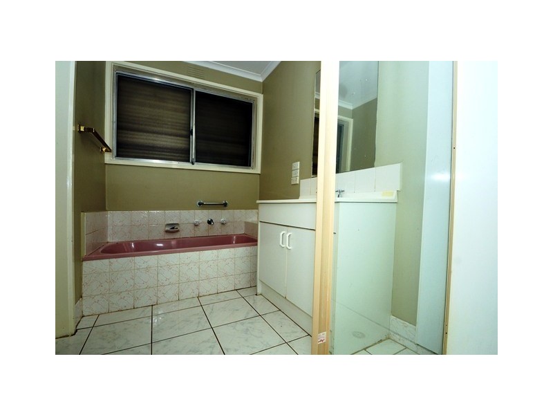 206 Chandler Road, Keysborough VIC 3173