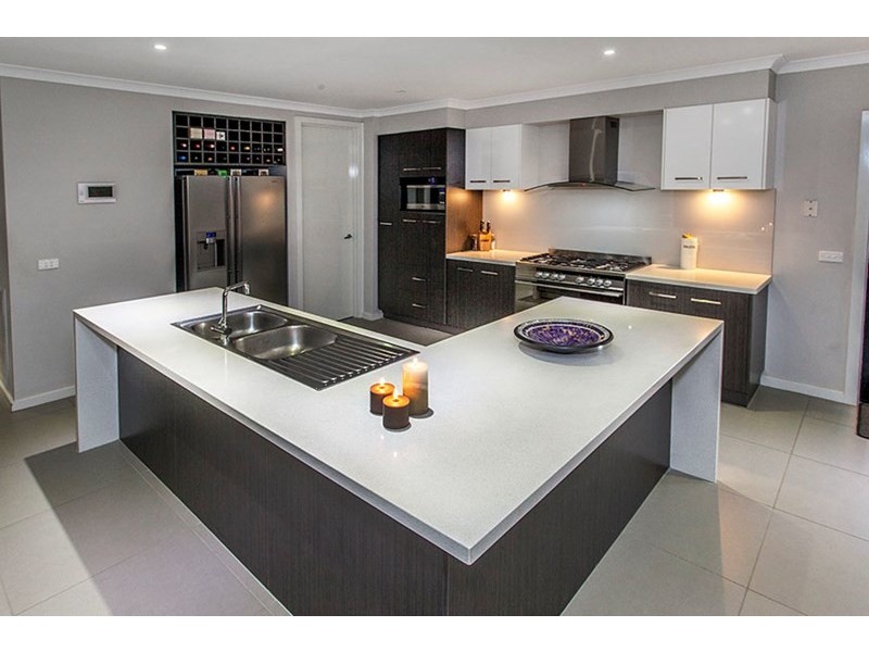 1 Cottongum Avenue, Keysborough VIC 3173