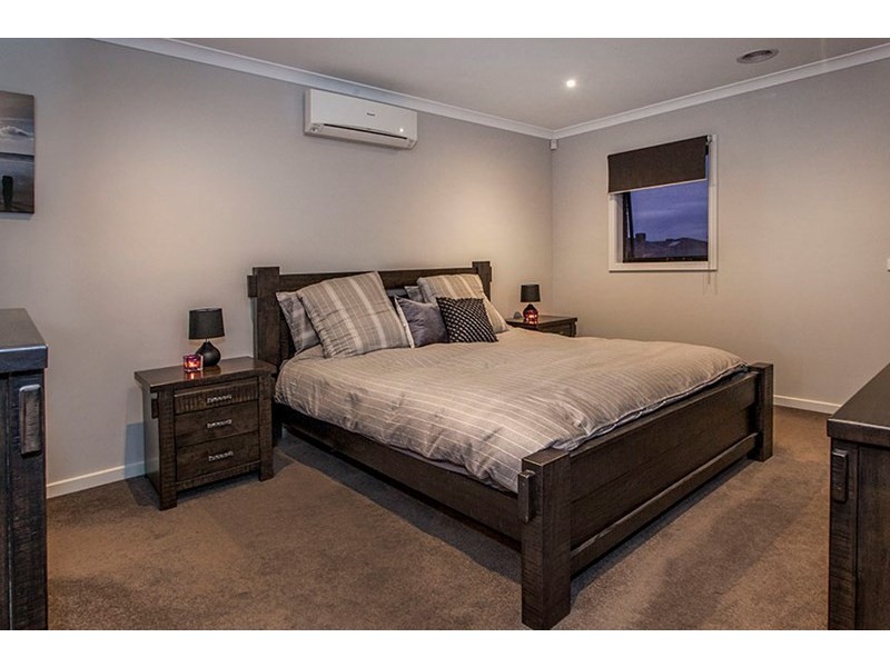 1 Cottongum Avenue, Keysborough VIC 3173